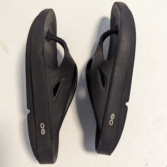 OOFOS Unisex Recovery Black Thong Slide Sandals Flip Flop - Picture 2 of 7